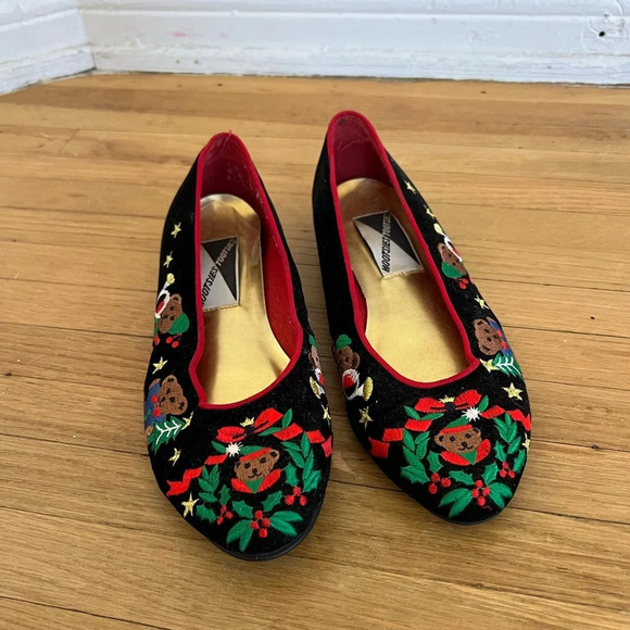 Mootsies Tootsies Black Christmas Teddy Bear Slip On Flats | 7.5 - Picture 1 of 7